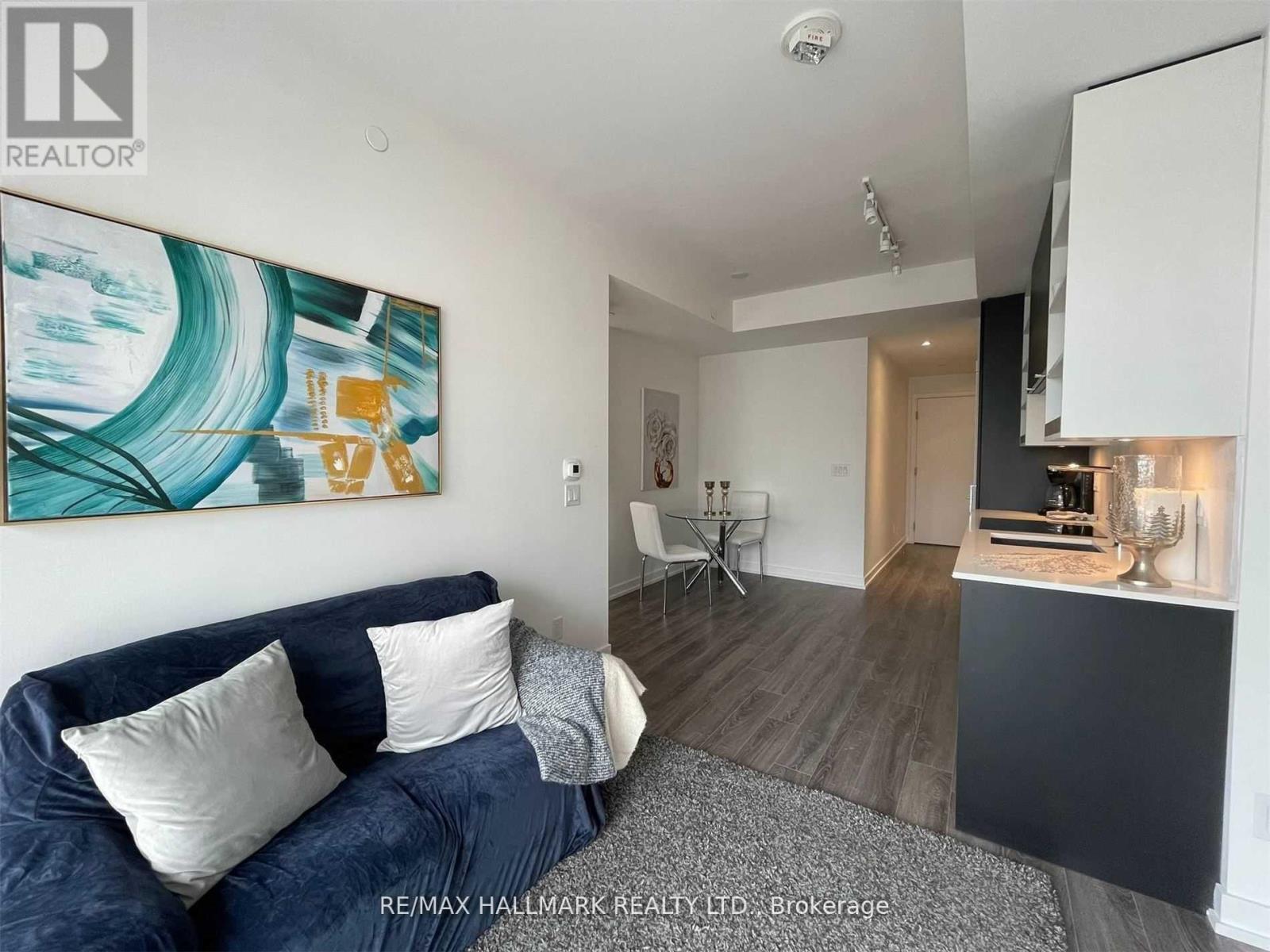 1323 - 20 Edward Street, Toronto, Ontario  M5G 1C9 - Photo 3 - C12482882