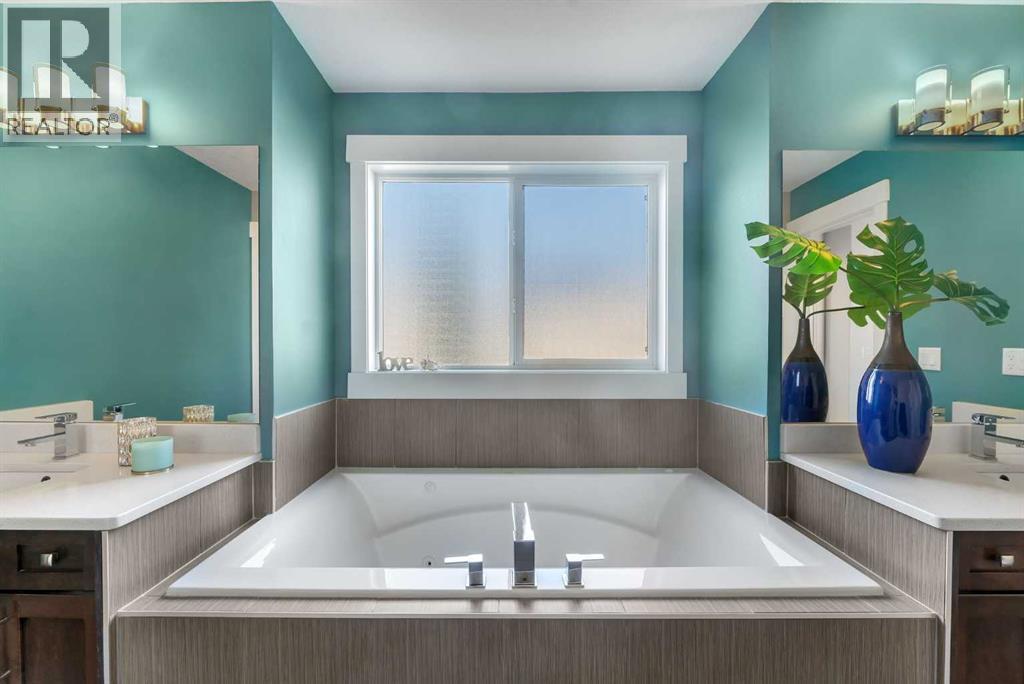 714 Canoe Avenue Sw, Airdrie, Alberta  T4B 3K5 - Photo 25 - A2255312