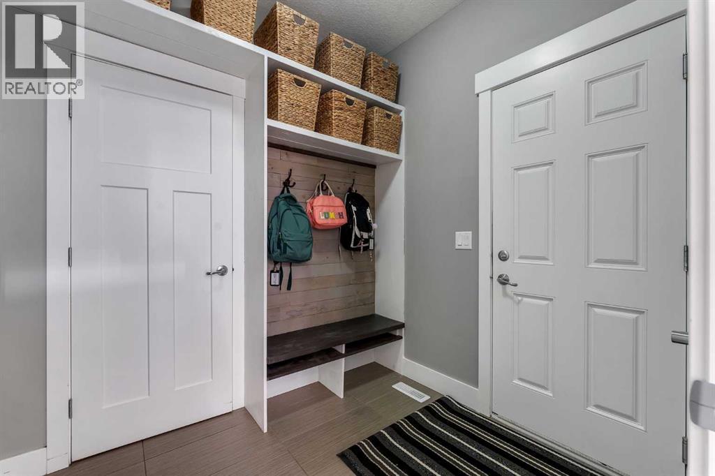 714 Canoe Avenue Sw, Airdrie, Alberta  T4B 3K5 - Photo 17 - A2255312