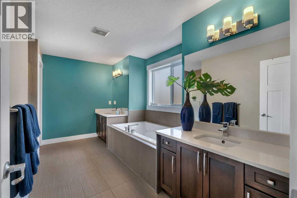 714 Canoe Avenue Sw, Airdrie, Alberta  T4B 3K5 - Photo 24 - A2255312