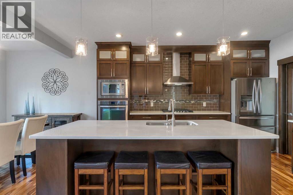 714 Canoe Avenue Sw, Airdrie, Alberta  T4B 3K5 - Photo 3 - A2255312