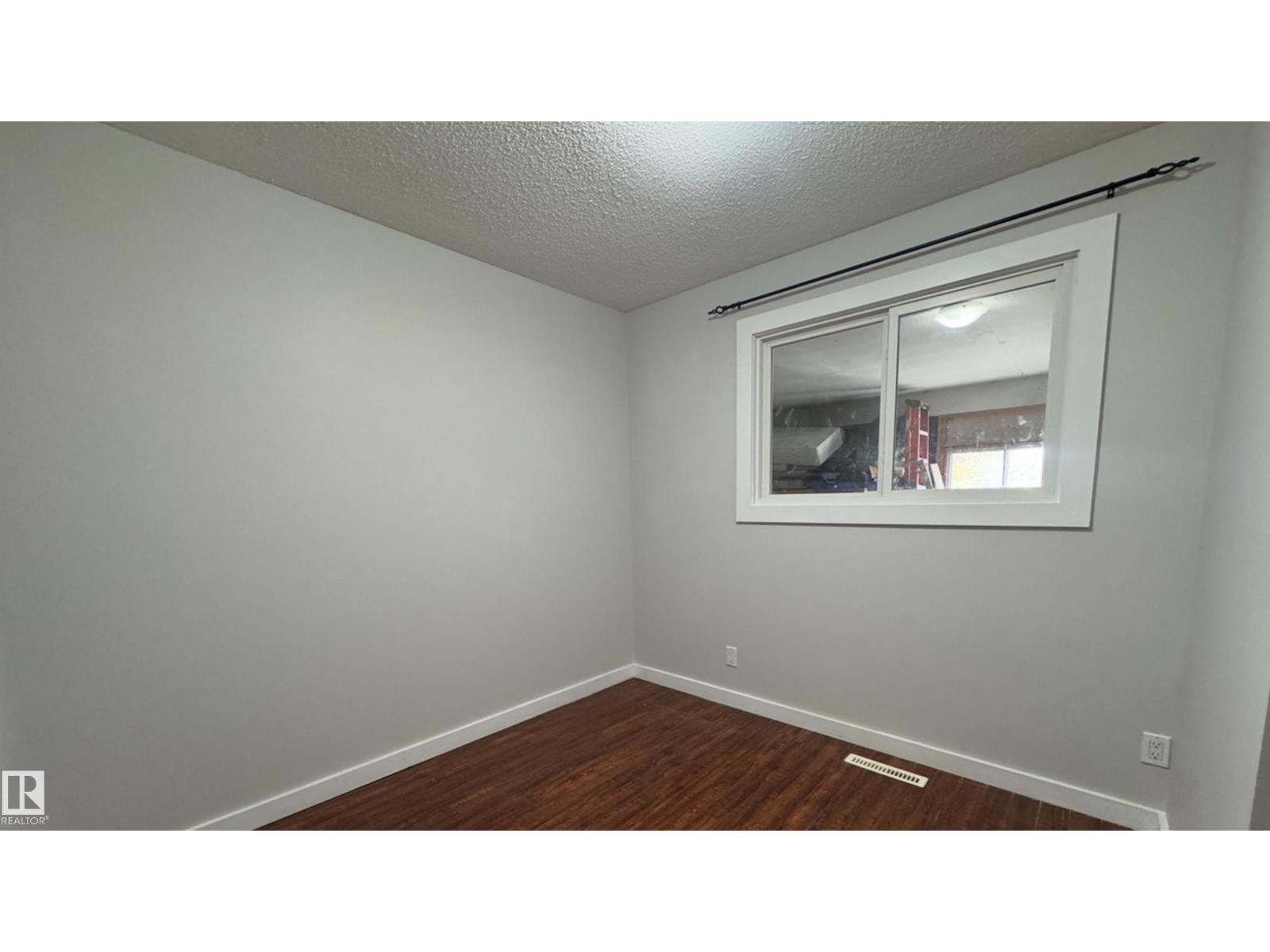 8815 140 Av Nw, Edmonton, Alberta  T5E 2C8 - Photo 14 - E4463587
