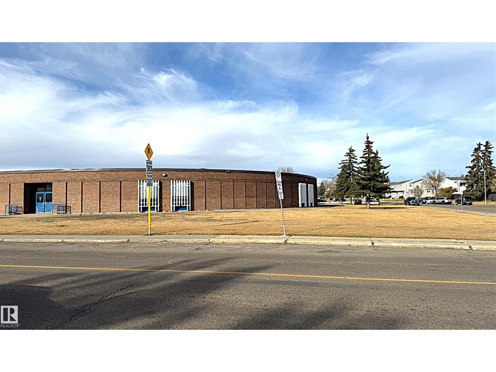 8815 140 Av Nw, Edmonton, Alberta  T5E 2C8 - Photo 24 - E4463587