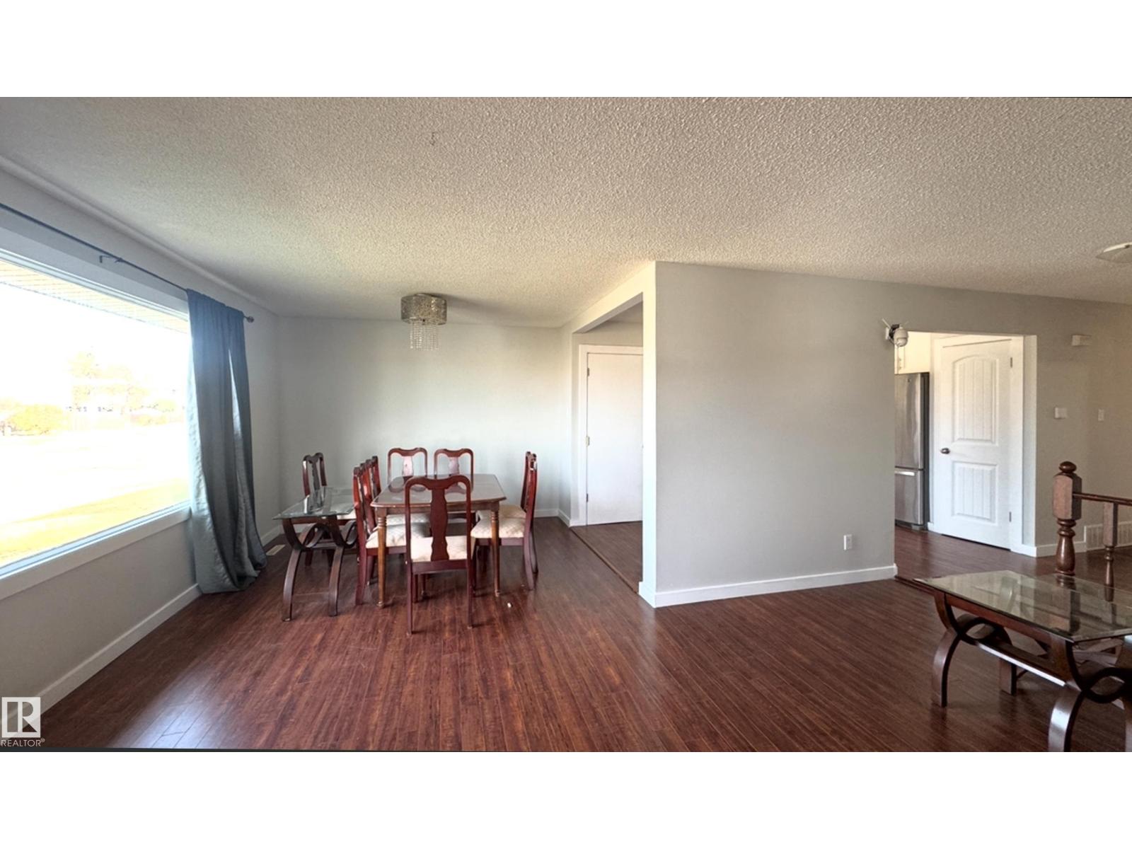 8815 140 Av Nw, Edmonton, Alberta  T5E 2C8 - Photo 8 - E4463587