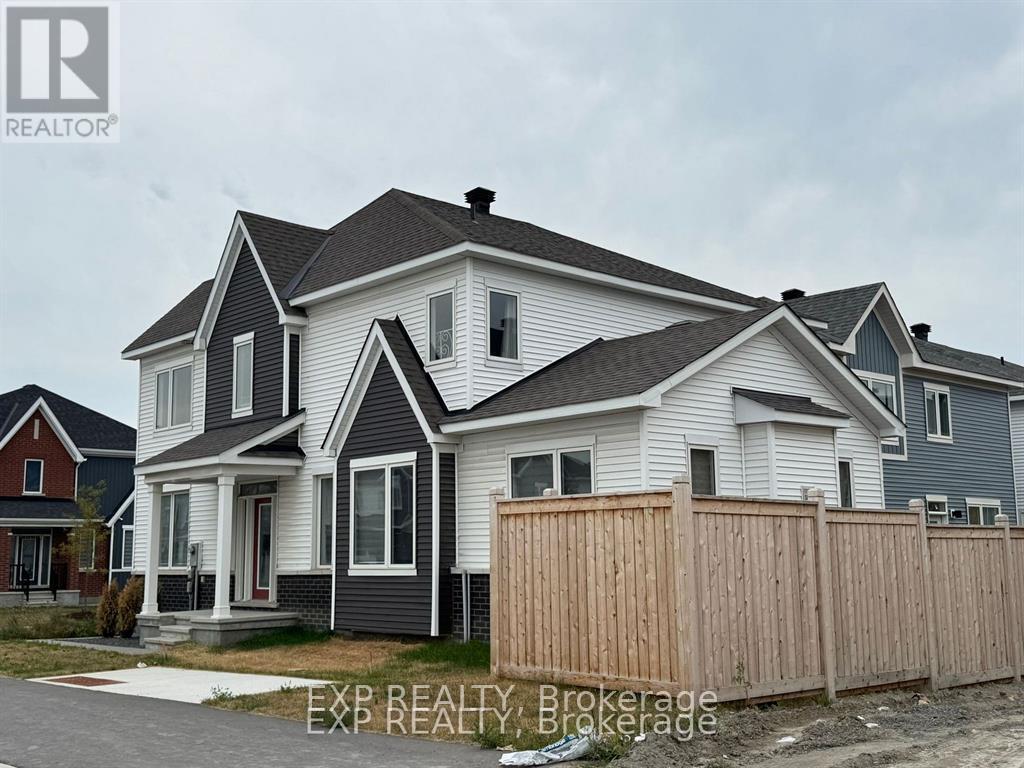 1861 Haiku Street, Ottawa, Ontario  K2J 6W6 - Photo 4 - X12482885