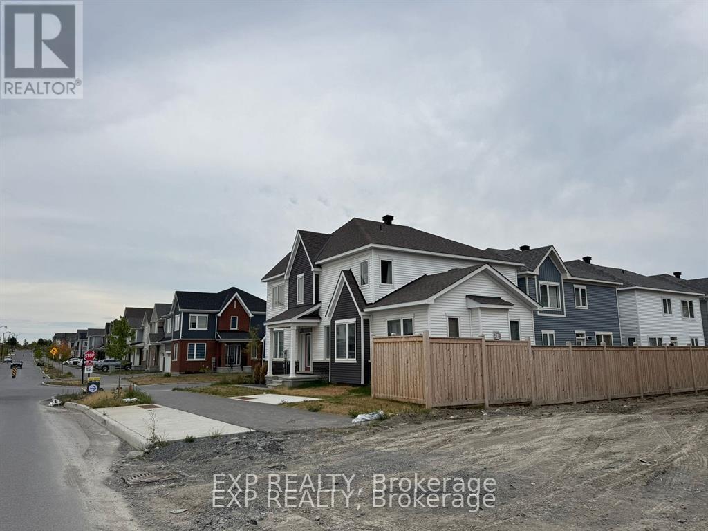 1861 Haiku Street, Ottawa, Ontario  K2J 6W6 - Photo 5 - X12482885