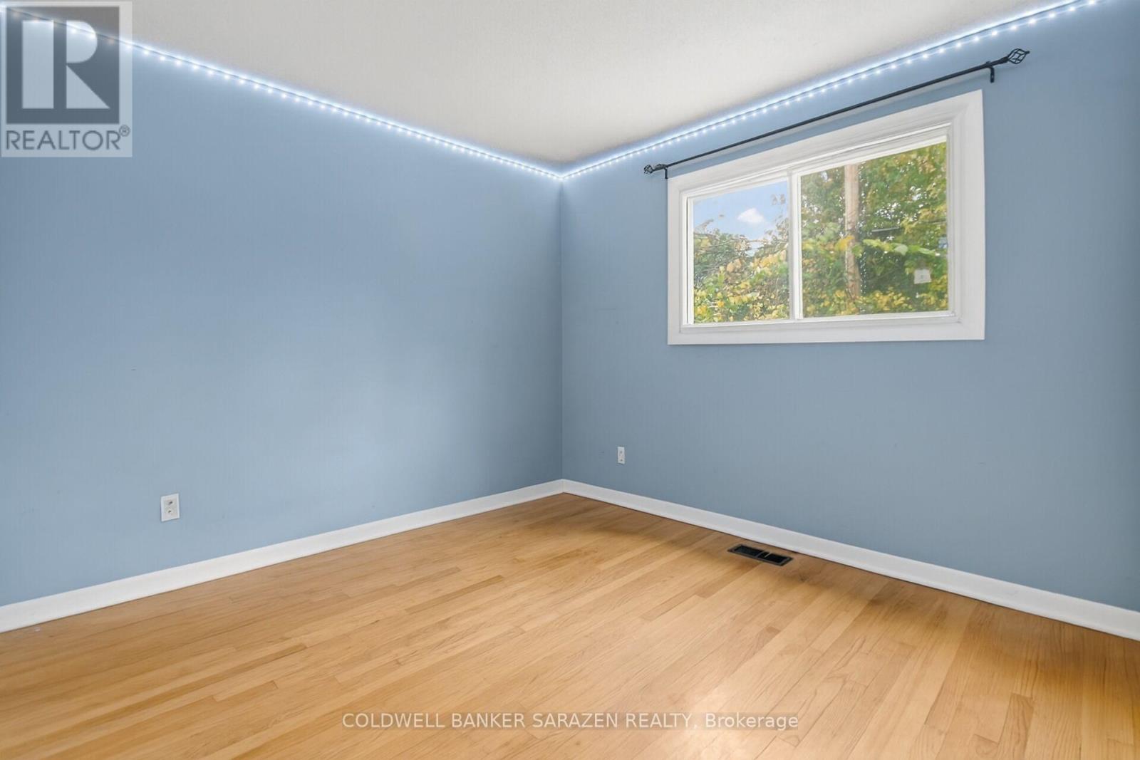 2663 Priscilla Street, Ottawa, Ontario  K2B 7C8 - Photo 14 - X12482889