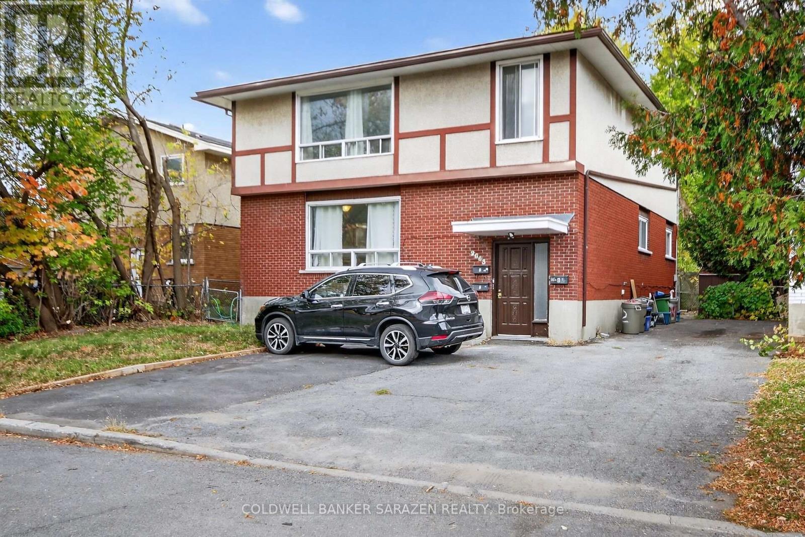 2663 Priscilla Street, Ottawa, Ontario  K2B 7C8 - Photo 2 - X12482889