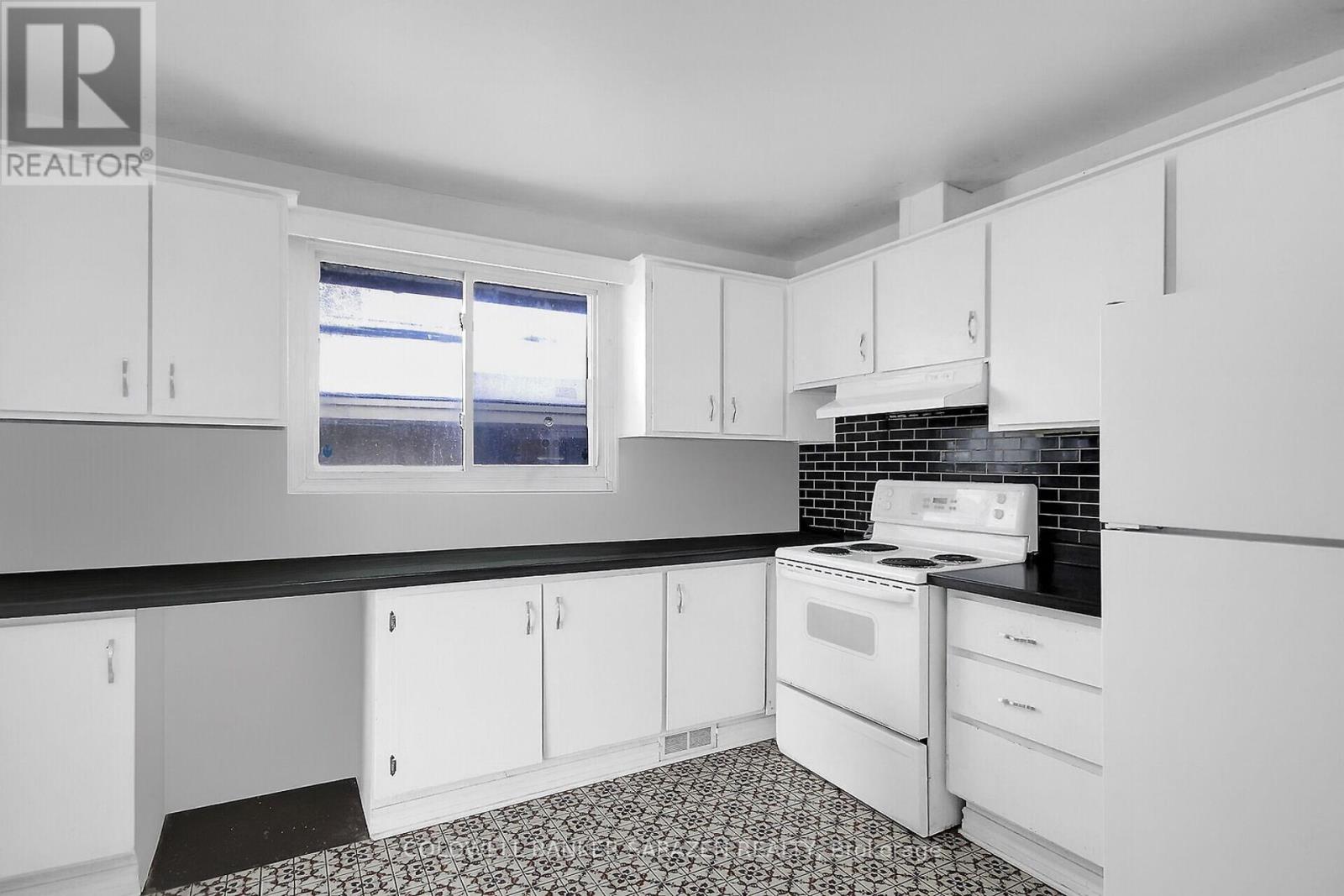2663 Priscilla Street, Ottawa, Ontario  K2B 7C8 - Photo 27 - X12482889