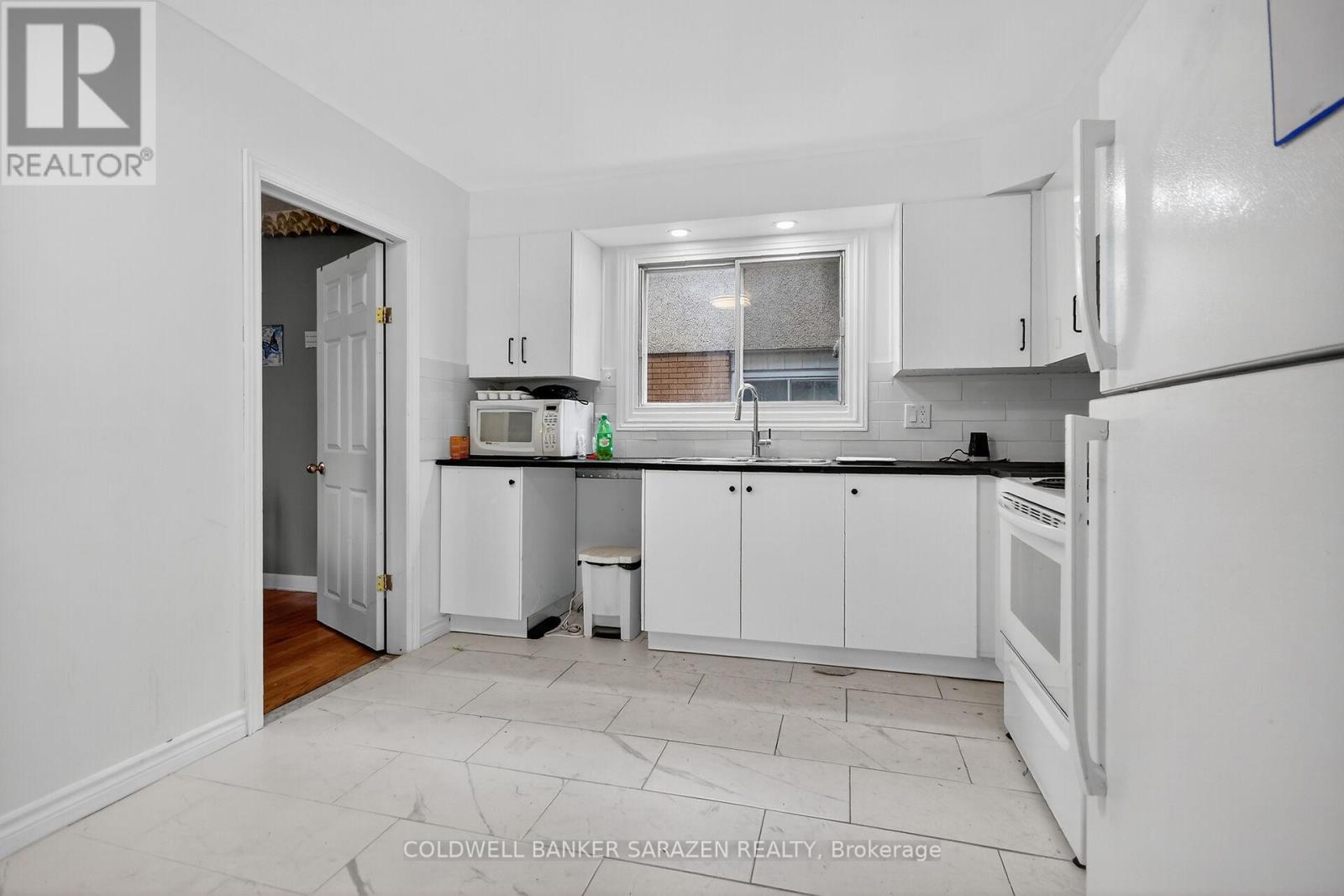 2663 Priscilla Street, Ottawa, Ontario  K2B 7C8 - Photo 9 - X12482889