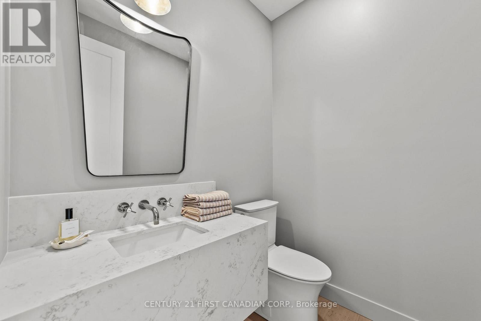 8 Sheldabren Street, North Middlesex, Ontario  N0M 1A0 - Photo 26 - X12460331