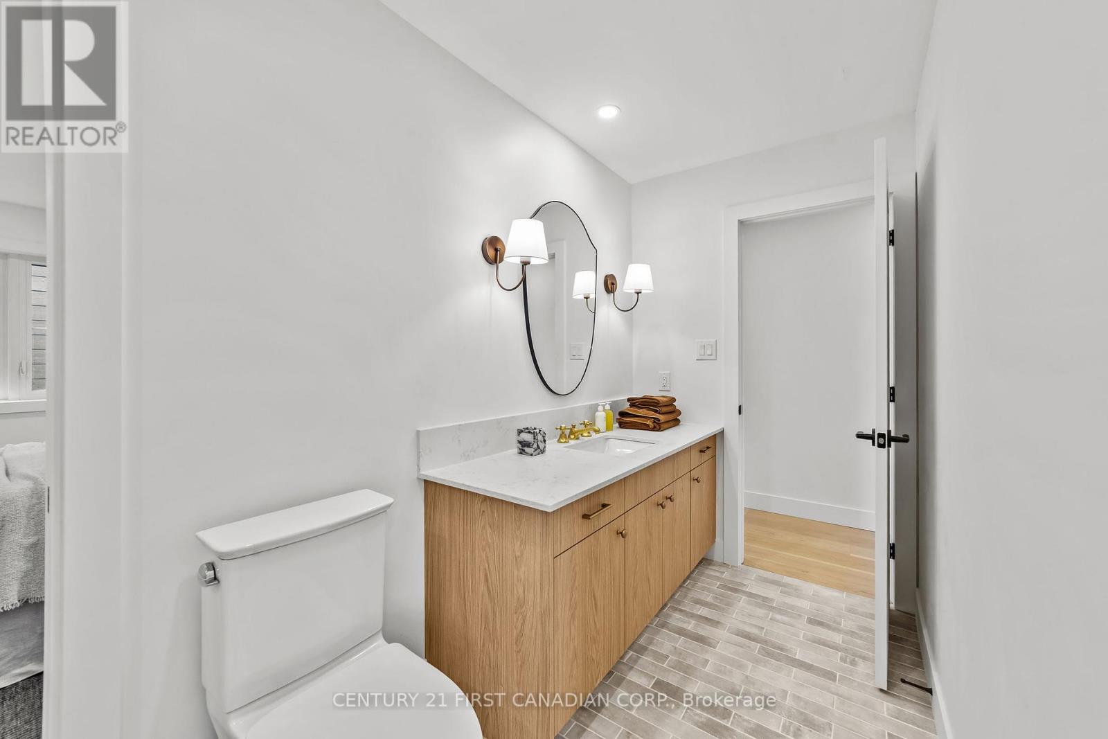 8 Sheldabren Street, North Middlesex, Ontario  N0M 1A0 - Photo 29 - X12460331