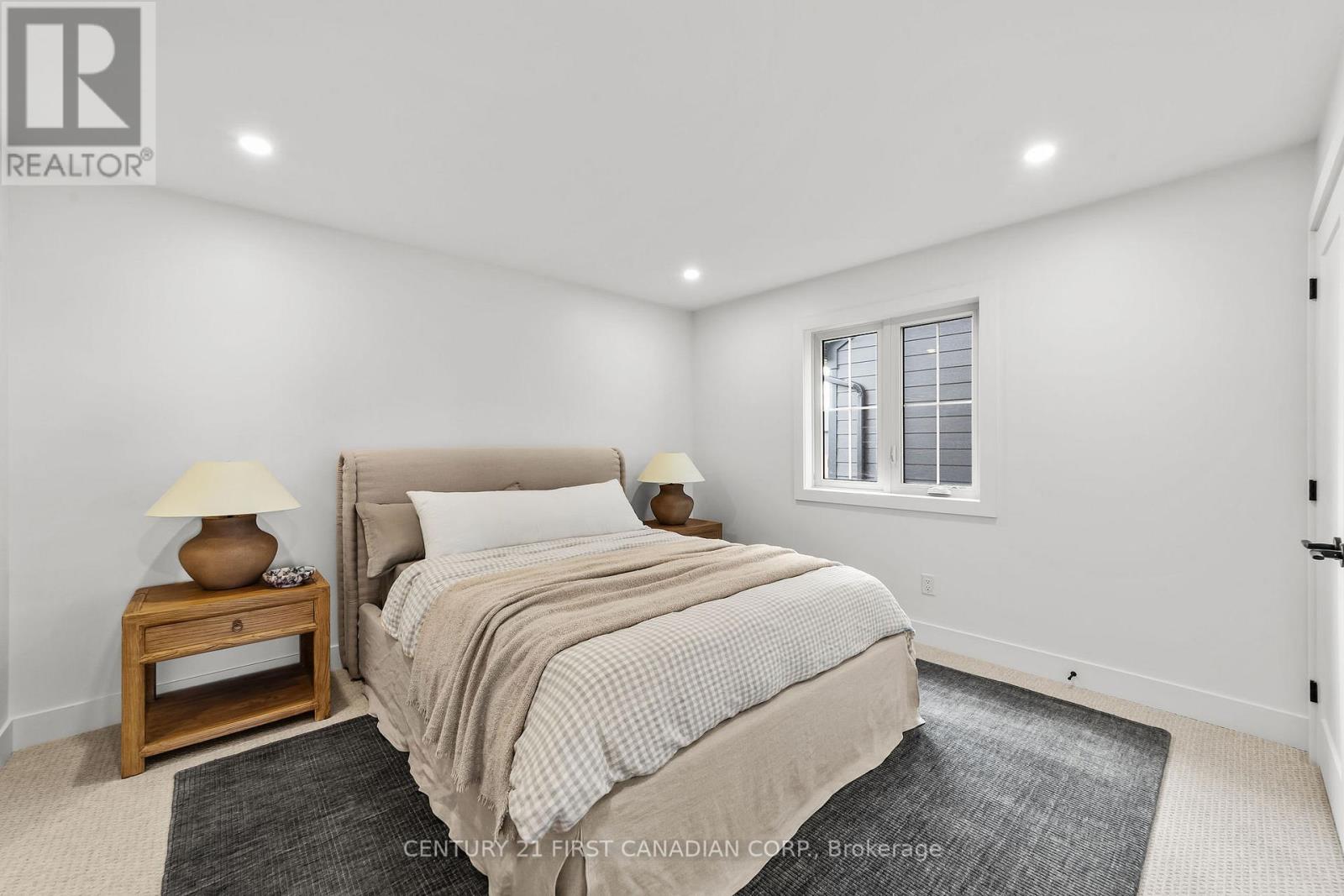 8 Sheldabren Street, North Middlesex, Ontario  N0M 1A0 - Photo 31 - X12460331