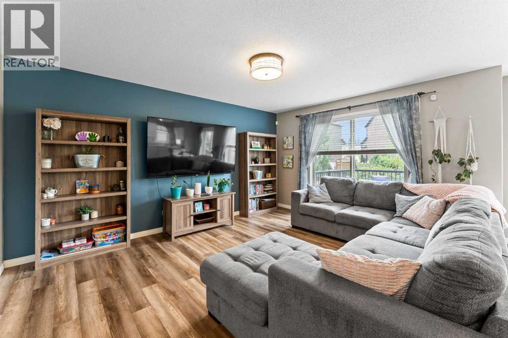 354 Sagewood Drive Sw, Airdrie, Alberta  T4B 3B2 - Photo 5 - A2260420