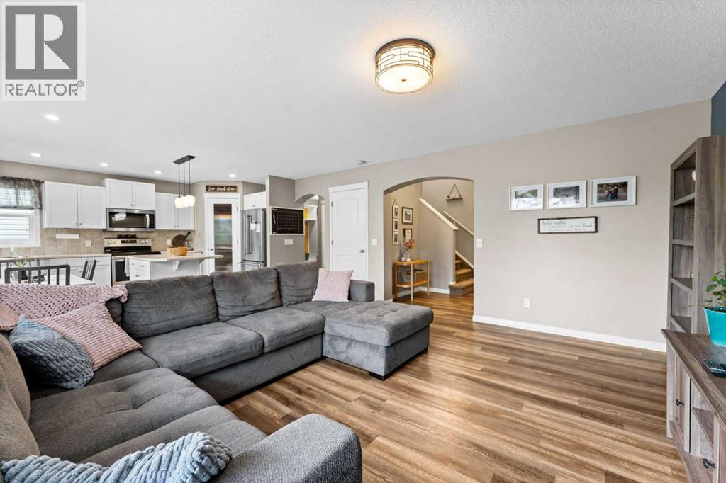 354 Sagewood Drive Sw, Airdrie, Alberta  T4B 3B2 - Photo 7 - A2260420