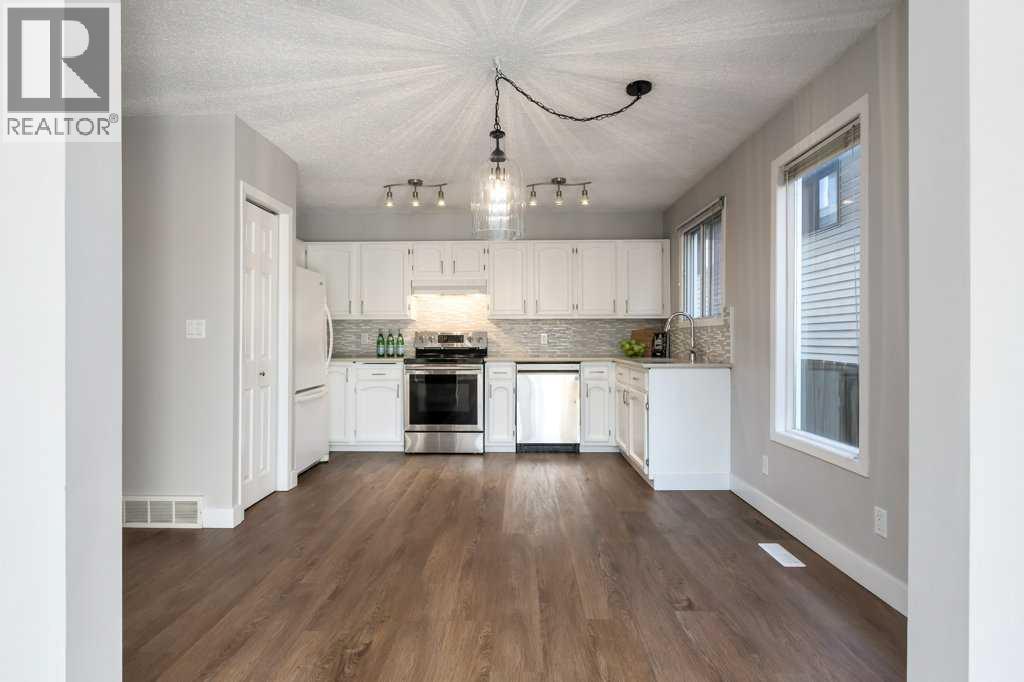 4, 1939 25a Street Sw, Calgary, Alberta  T3E 1Y6 - Photo 10 - A2262576