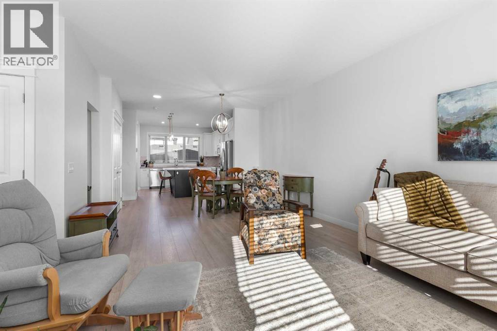 492 Reynolds Avenue Sw, Airdrie, Alberta  T4B 5G2 - Photo 6 - A2266364