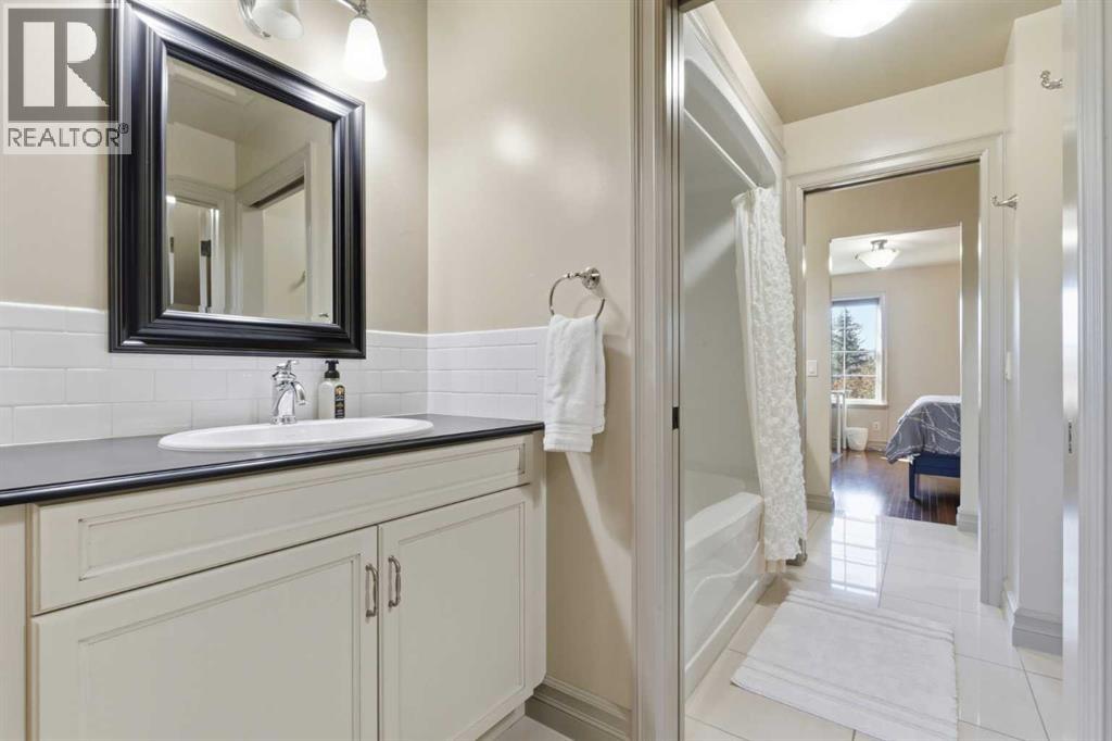 25 Paradise Bay, Chestermere, Alberta  T1X 0M9 - Photo 27 - A2264684