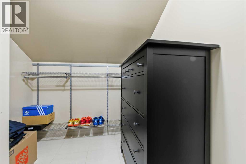 25 Paradise Bay, Chestermere, Alberta  T1X 0M9 - Photo 28 - A2264684