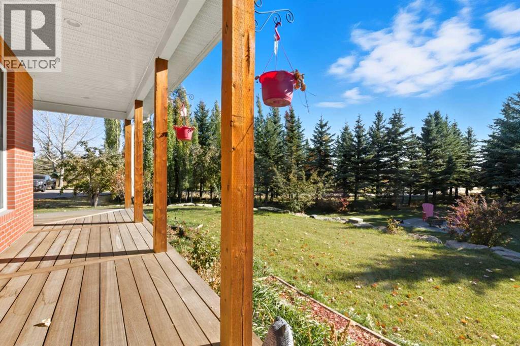 25 Paradise Bay, Chestermere, Alberta  T1X 0M9 - Photo 45 - A2264684