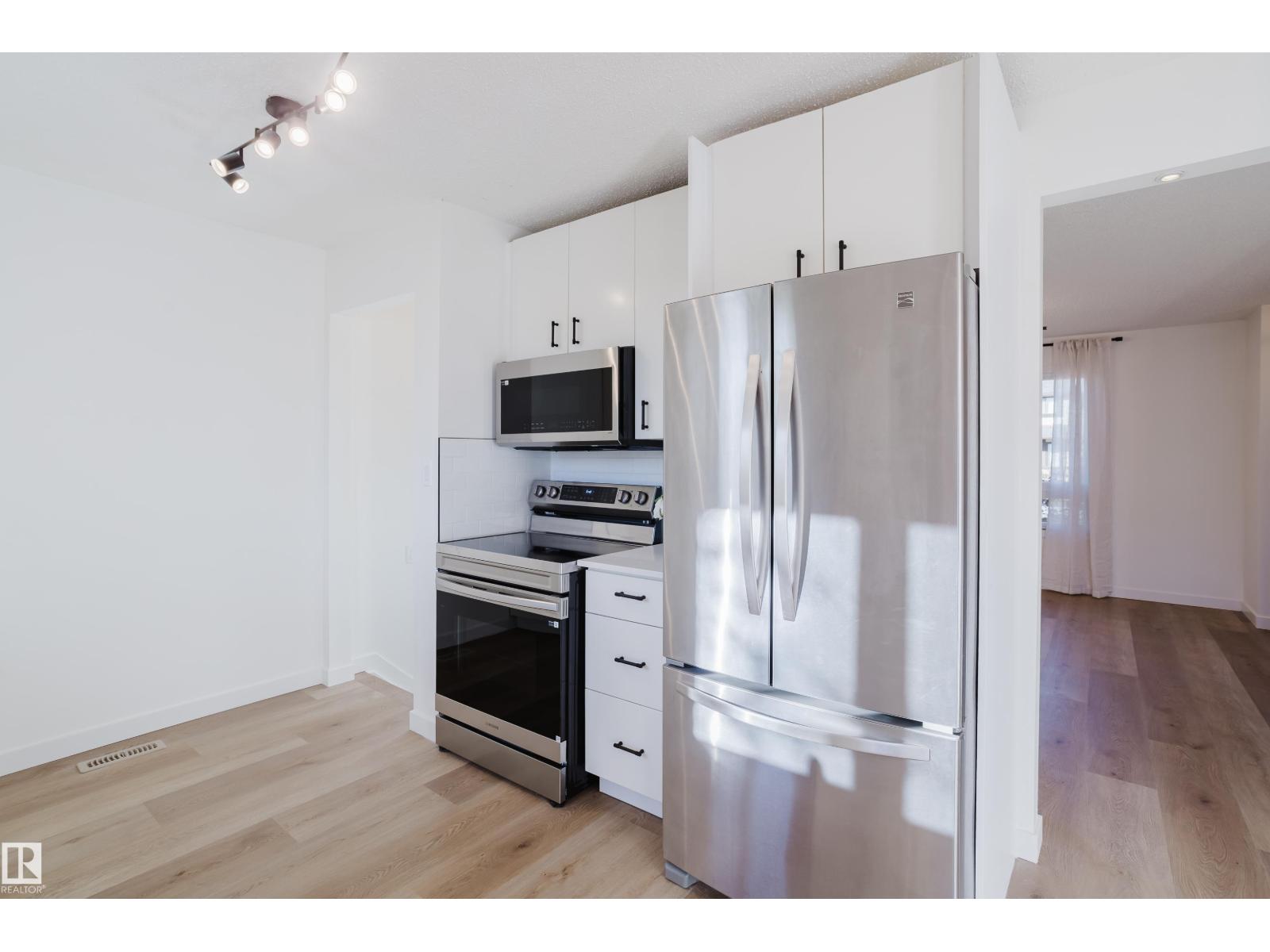 15107 22 Street Nw, Edmonton, Alberta  T5Y 2A4 - Photo 17 - E4463588