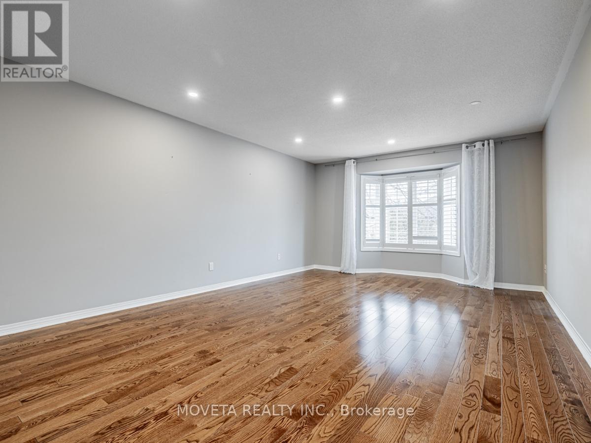 170 Knapton Drive, Newmarket, Ontario  L3X 3B4 - Photo 15 - N12482884