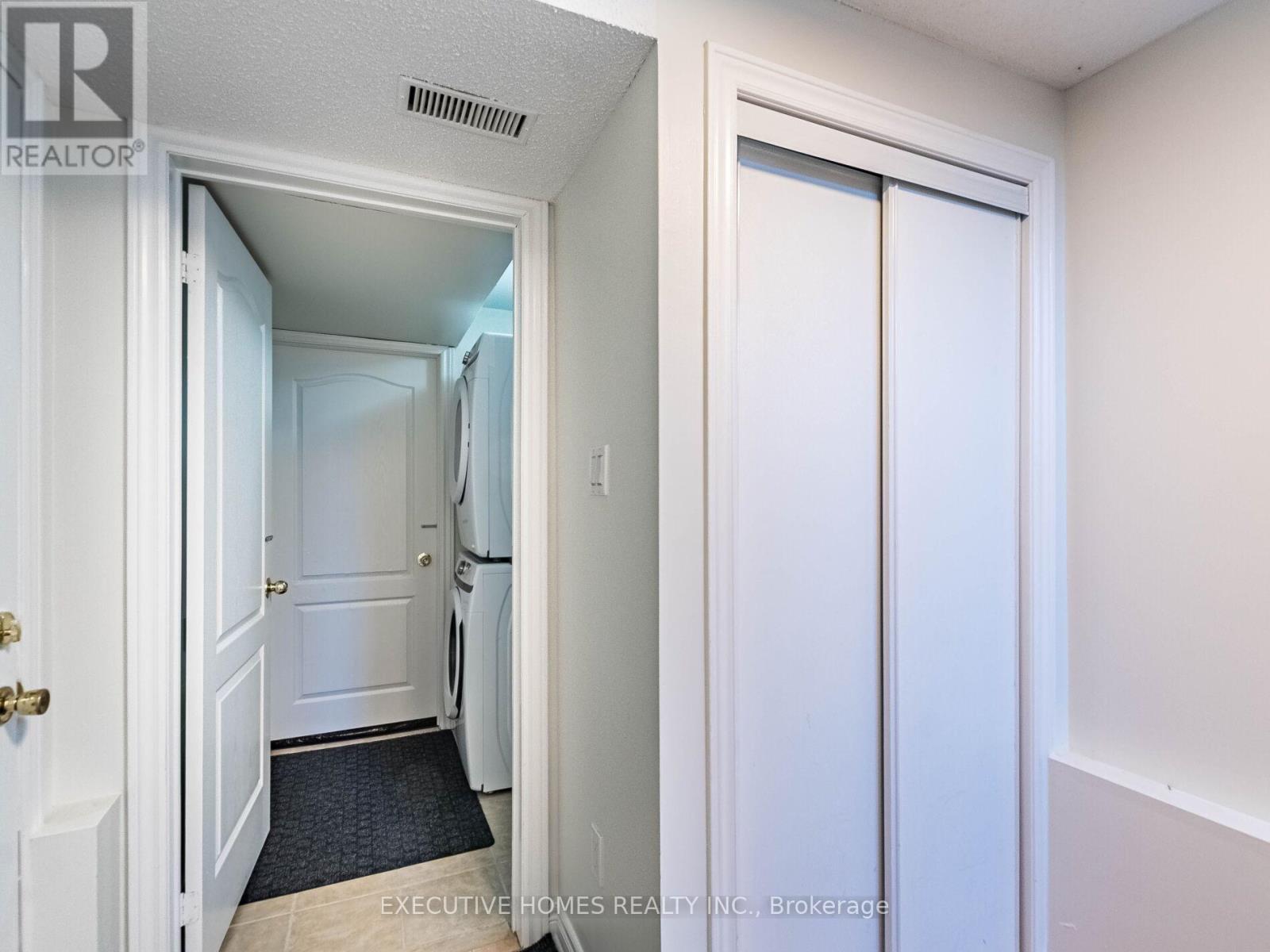 5321 Red Brush Drive, Mississauga, Ontario  L4Z 3Z5 - Photo 43 - W12482888