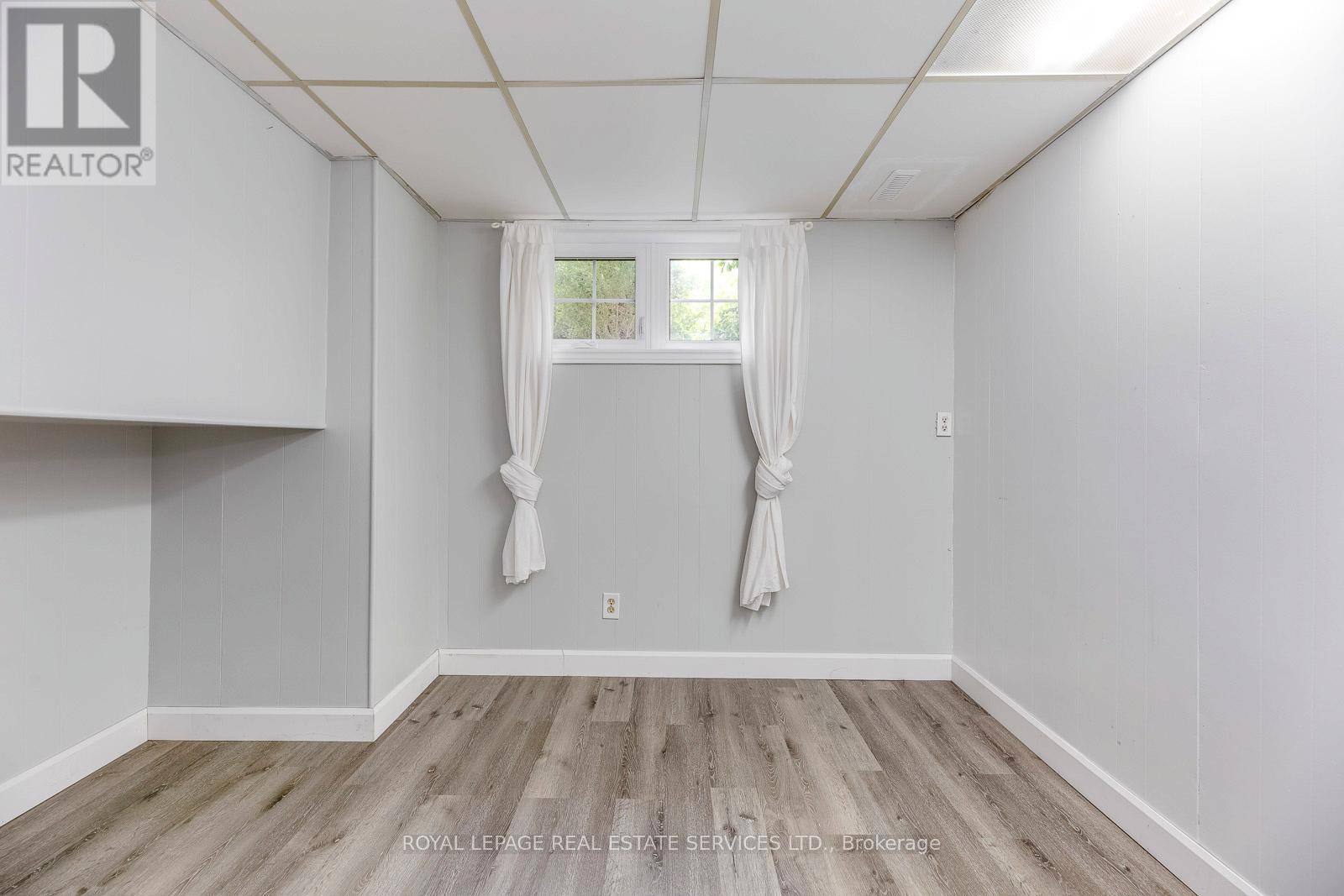 59 Mccraney Street W, Oakville, Ontario  L6H 1H5 - Photo 40 - W12482892