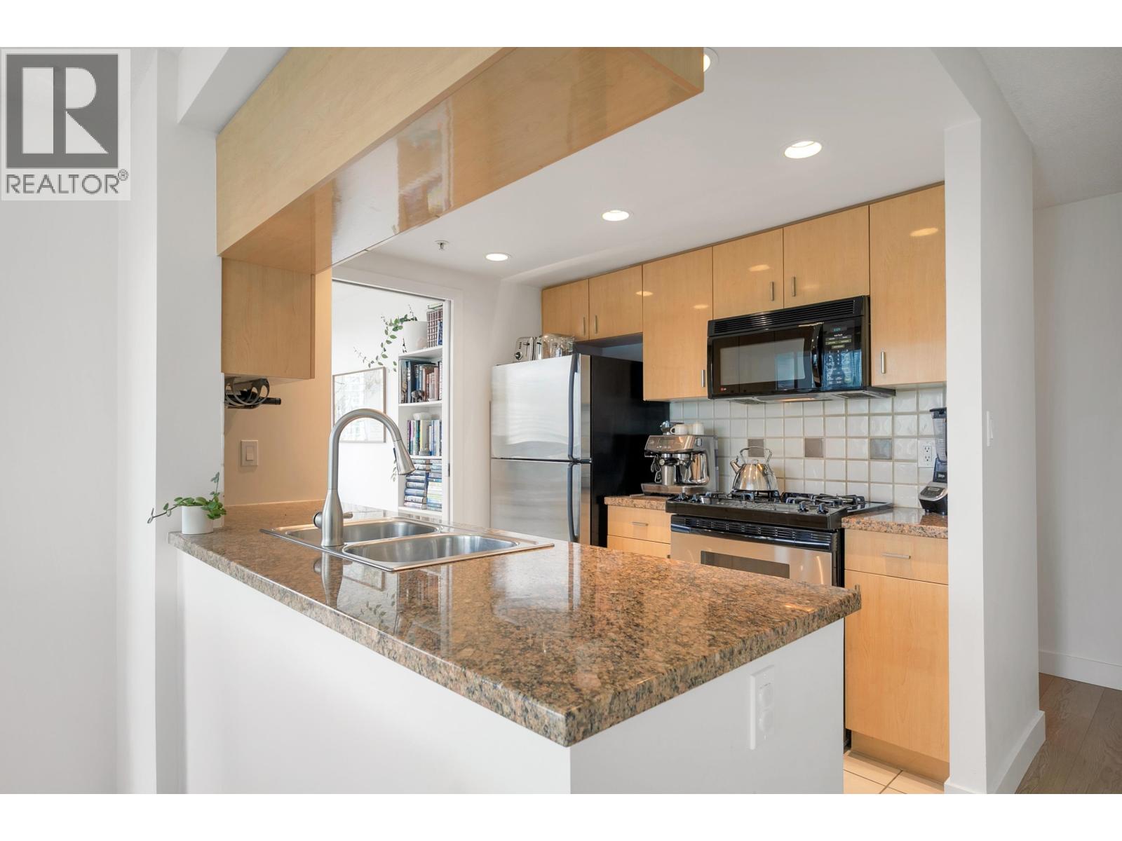 1101 1033 Marinaside Crescent, Vancouver, British Columbia  V6Z 3A3 - Photo 14 - R3056544