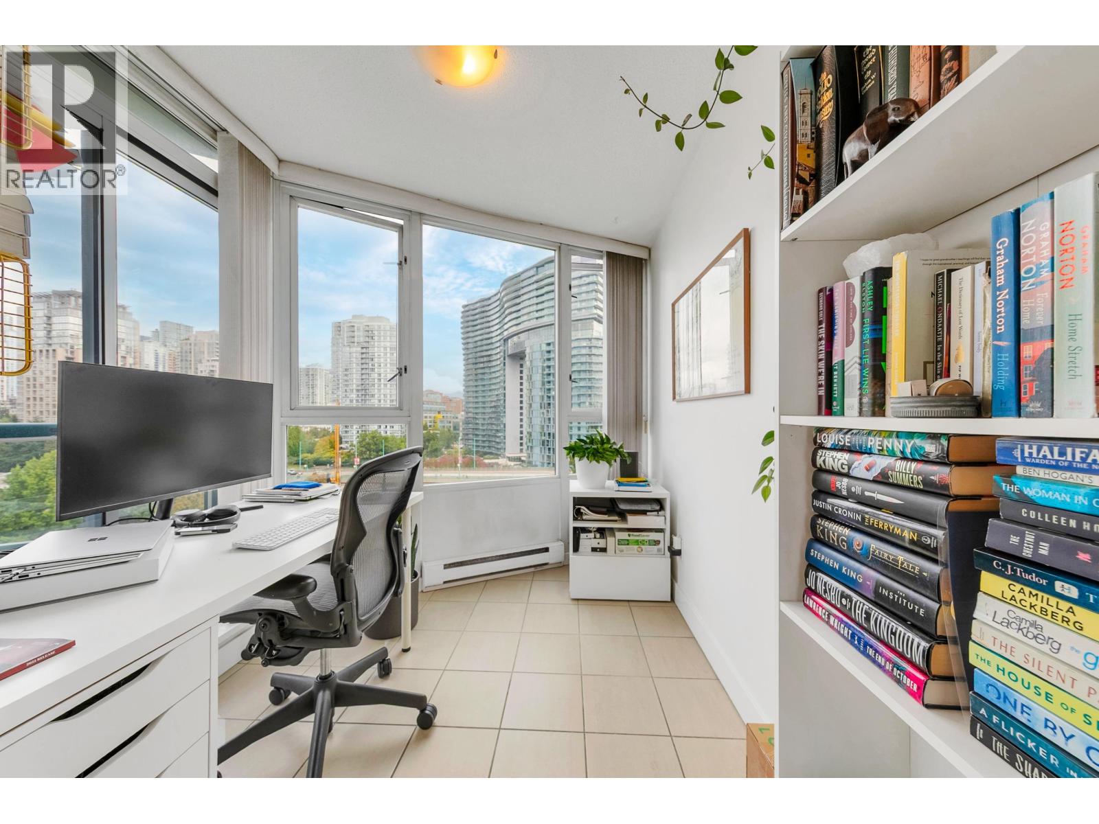 1101 1033 Marinaside Crescent, Vancouver, British Columbia  V6Z 3A3 - Photo 17 - R3056544