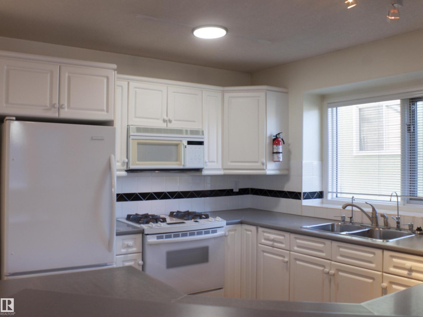 9130 77 Av Nw, Edmonton, Alberta  T6C 0M2 - Photo 17 - E4463589