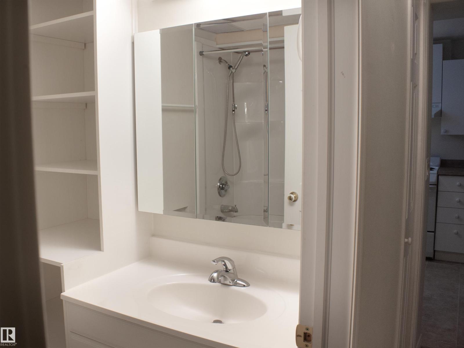 9130 77 Av Nw, Edmonton, Alberta  T6C 0M2 - Photo 47 - E4463589