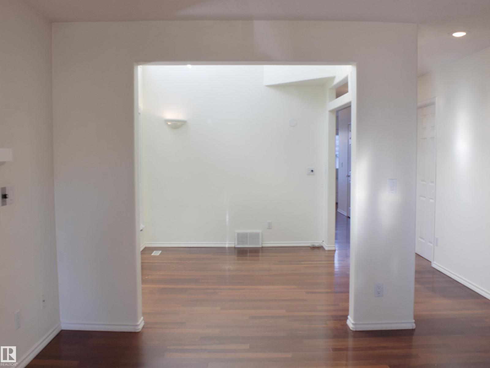 9130 77 Av Nw, Edmonton, Alberta  T6C 0M2 - Photo 8 - E4463589