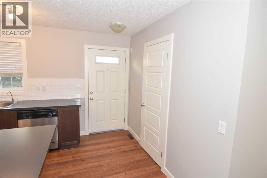 156 Pantego Lane Nw, Calgary, Alberta  T3K 0T1 - Photo 10 - A2260230