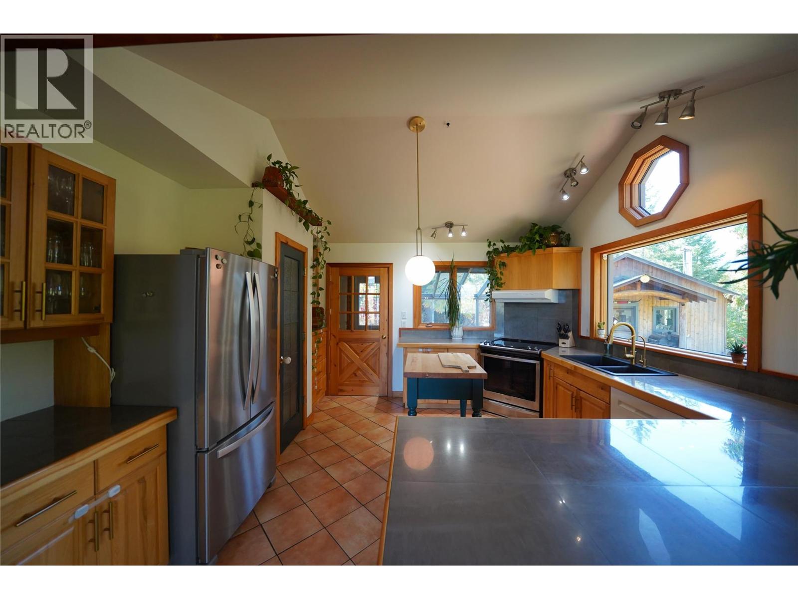 230 Rainbow Ridge Road, Procter, British Columbia  V1L 0B7 - Photo 35 - 10365577