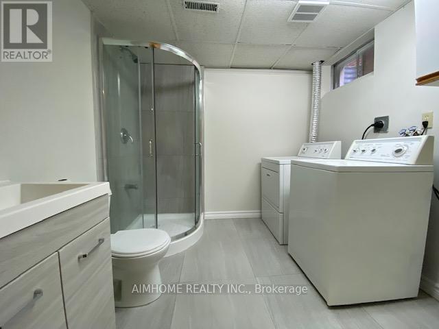 53 Spring Gate Boulevard, Vaughan, Ontario  L4J 3C9 - Photo 14 - N12477040