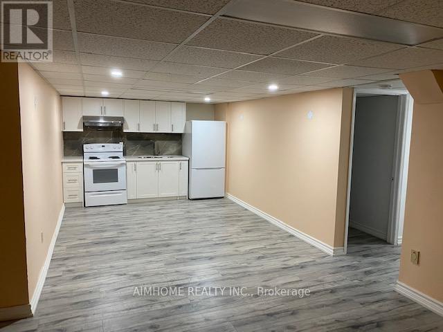 53 Spring Gate Boulevard, Vaughan, Ontario  L4J 3C9 - Photo 3 - N12477040