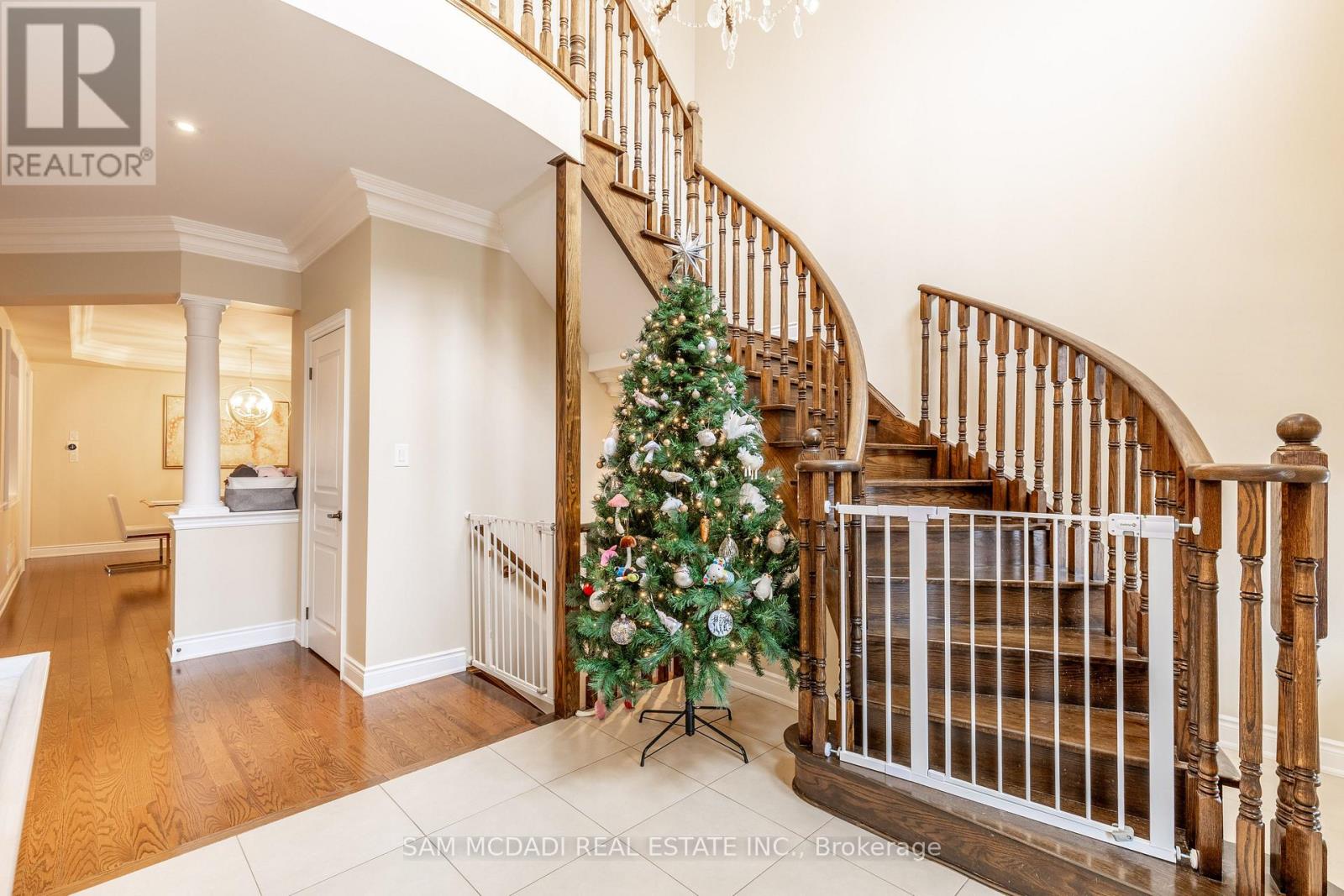 71 Allison Ann Way, Vaughan, Ontario  L6A 0J4 - Photo 6 - N12482894