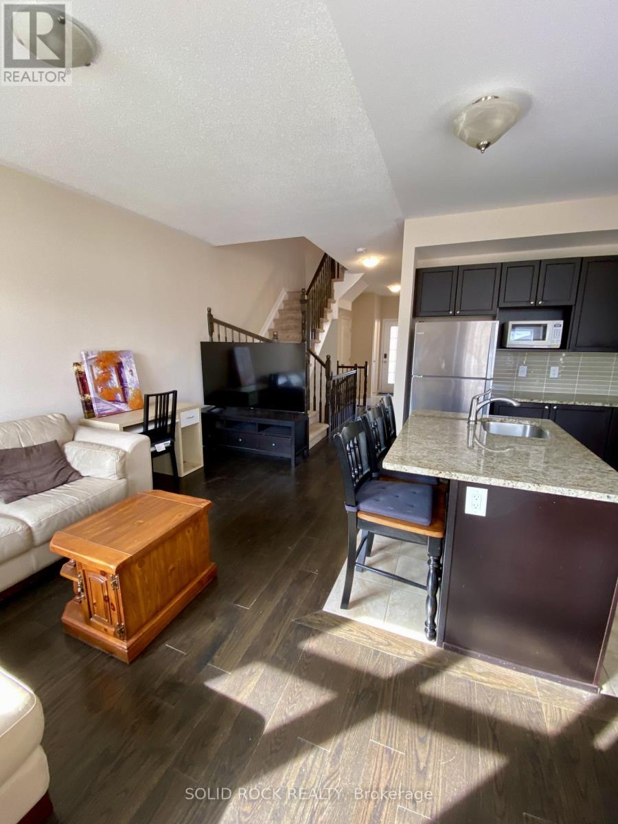 108 Camden Private, Ottawa, Ontario  K2J 6H9 - Photo 11 - X12482901