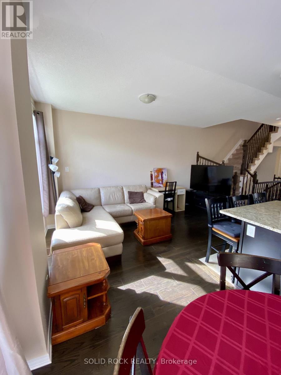 108 Camden Private, Ottawa, Ontario  K2J 6H9 - Photo 8 - X12482901