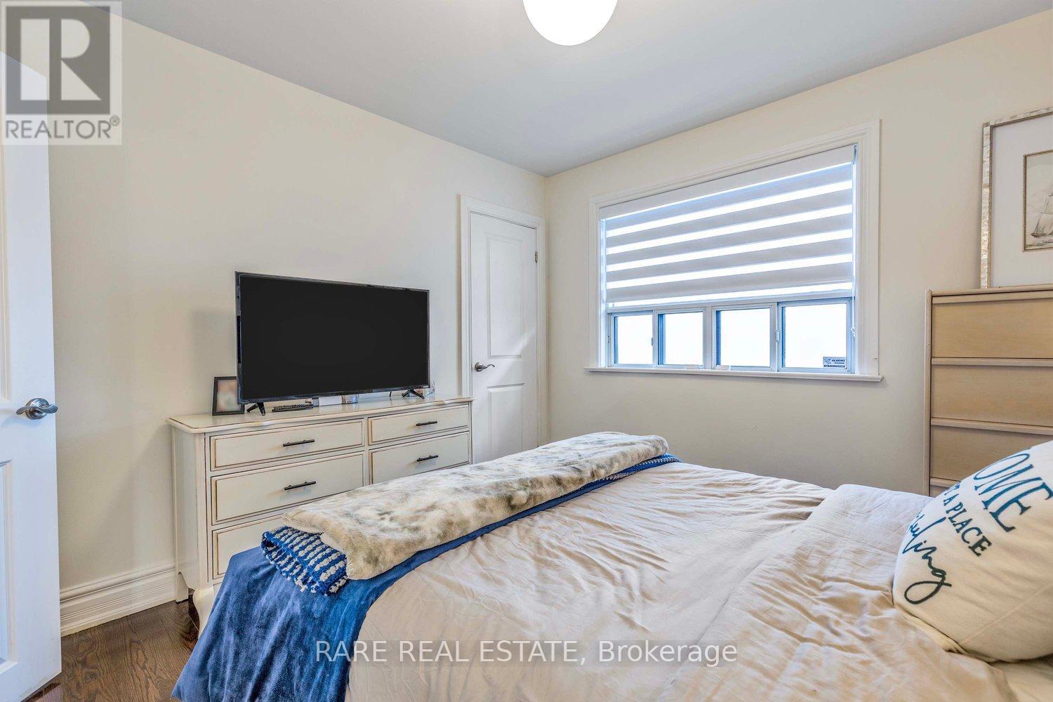 Main Floor - 238 Gary Drive, Toronto, Ontario  M9N 2M8 - Photo 23 - W12482893