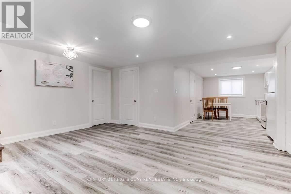 Lower - 11 Bowhill Crescent, Toronto, Ontario  M2J 3S1 - Photo 2 - C12482896