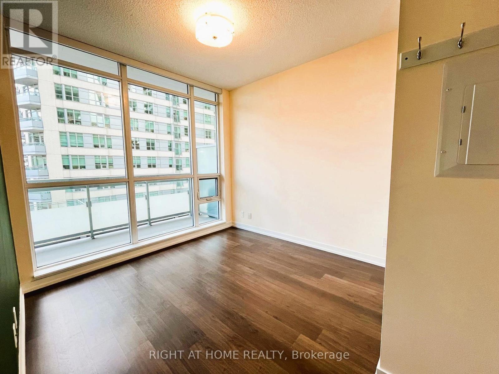 622 - 98 Lillian Street, Toronto, Ontario  M4S 0A5 - Photo 14 - C12482898