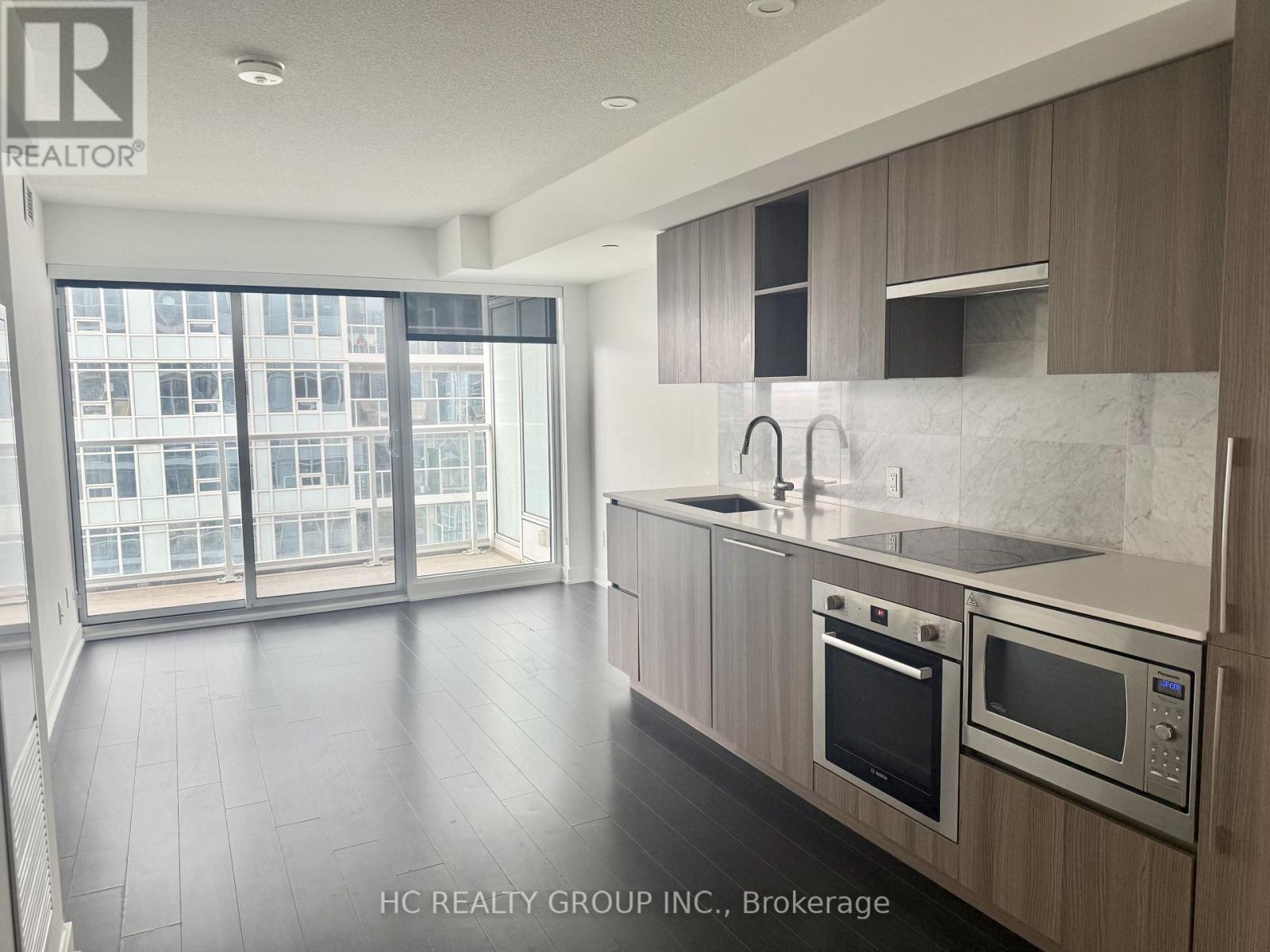 2305 - 17 BATHURST STREET, Toronto, Ontario