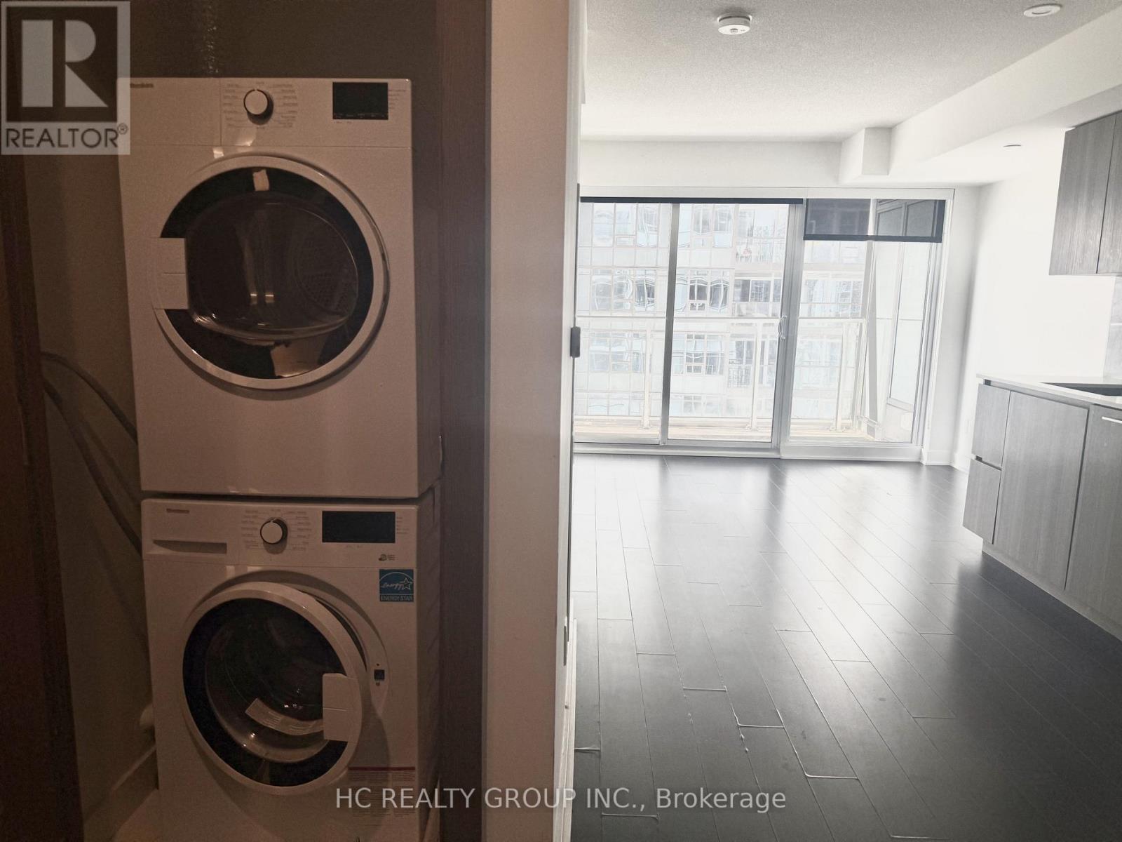 2305 - 17 Bathurst Street, Toronto, Ontario  M5V 1A5 - Photo 6 - C12482904