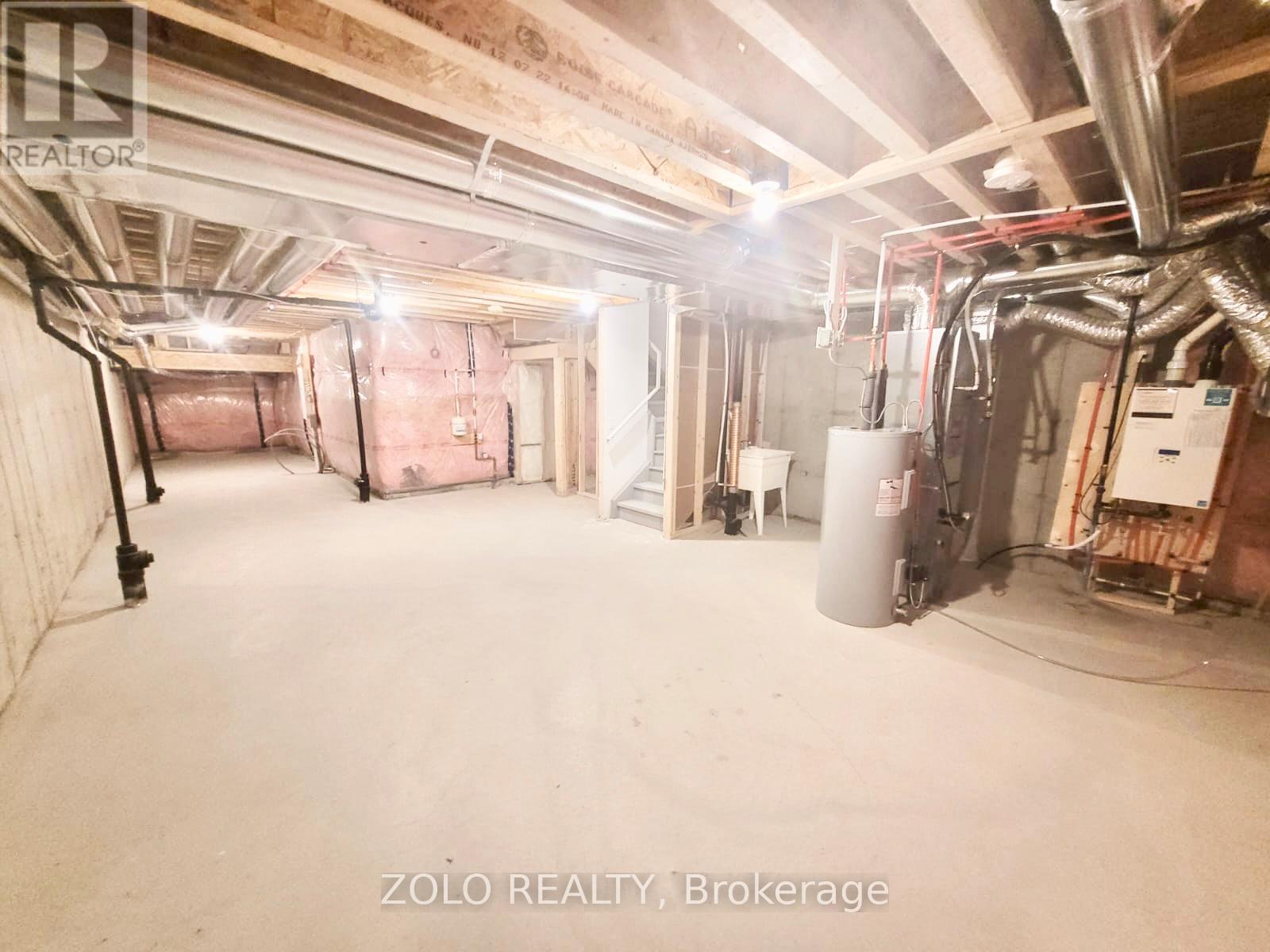 7 Sorbara Way, Whitby, Ontario  L1M 0M4 - Photo 32 - E12482900