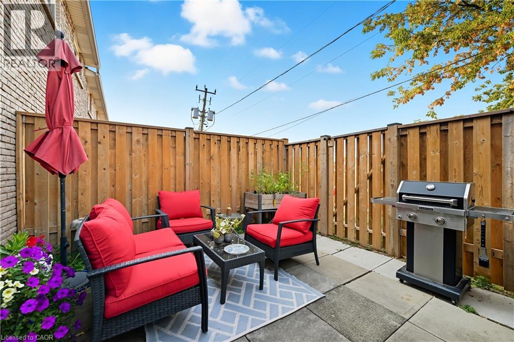 151 GATESHEAD Crescent Unit# 30, Stoney Creek, Ontario