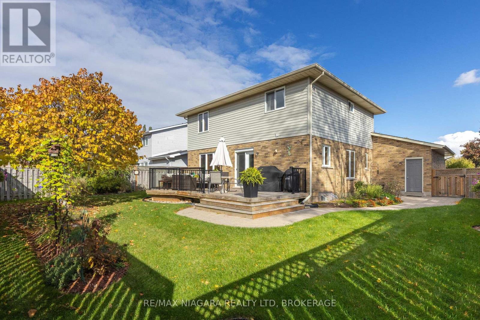 3839 Northwood Drive, Niagara Falls (Mt. Carmel), Ontario  L2H 2Y5 - Photo 10 - X12482905