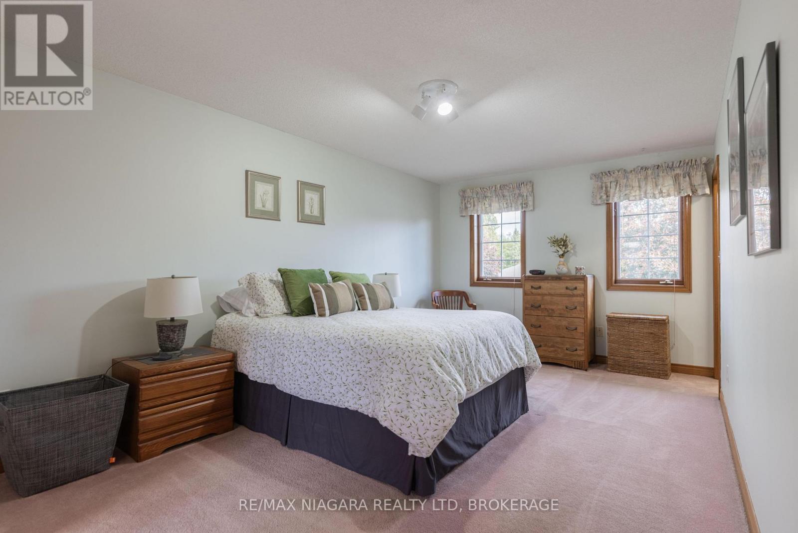 3839 Northwood Drive, Niagara Falls (Mt. Carmel), Ontario  L2H 2Y5 - Photo 18 - X12482905