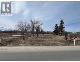 9708 100 Street, Valhalla Centre, Ca